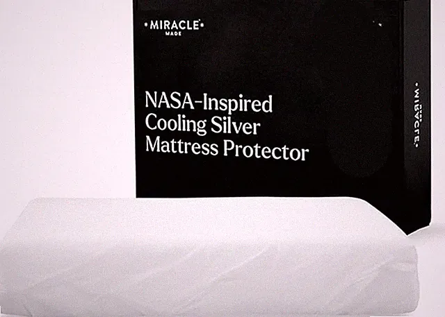 Silver-Infused Mattress Protector - Water-Resistant & Thermoregulating, Queen